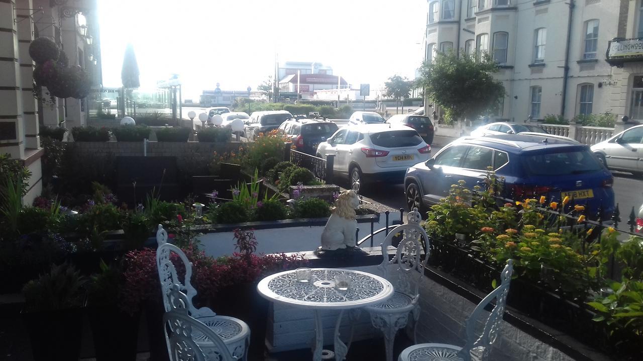 Amber Lodge Guest House Great Yarmouth Buitenkant foto